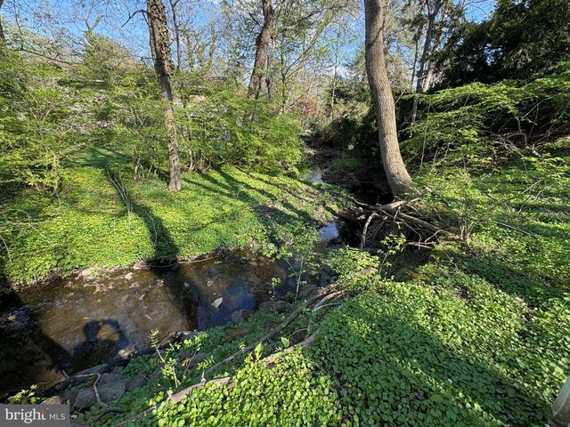 1217 MEDFORD RD, Wynnewood, PA 19096