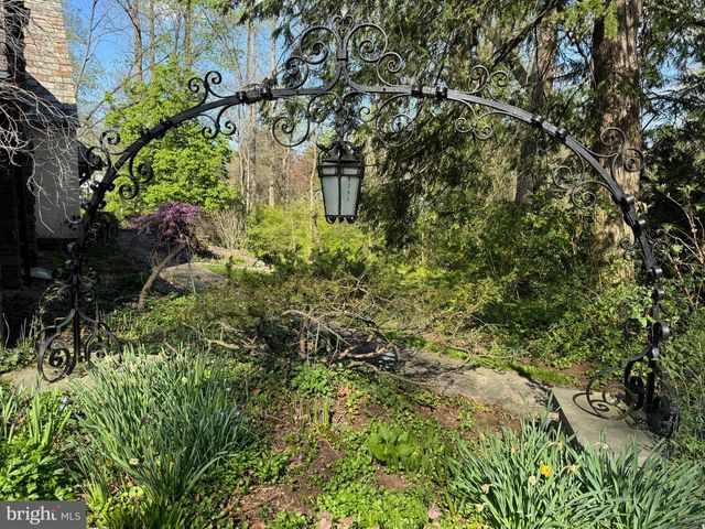 1217 MEDFORD RD, Wynnewood, PA 19096