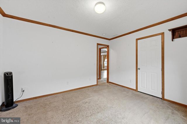 47 MAKENNA AVE, New Holland, PA 17557