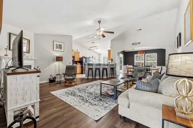 120 Devonbrook Pl., Longs, SC 29568