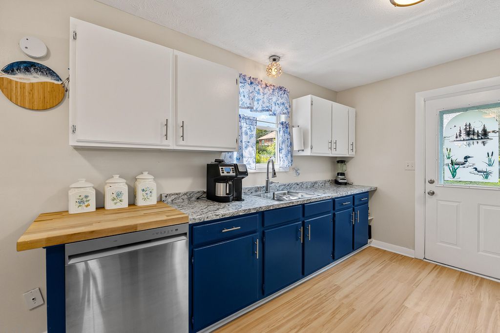 154 Rideout Avenue, Lewiston, ME 04240 — photo 4