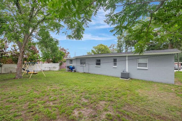 6410 N 44TH STREET, Tampa, FL 33610