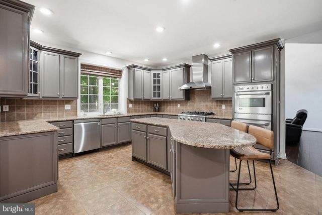 1344 BROWNSVILLE RD, Coatesville, PA 19320