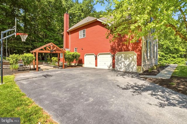 1344 BROWNSVILLE RD, Coatesville, PA 19320