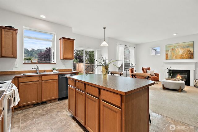 1208 Sigafoos Avenue NW, Orting, WA 98360