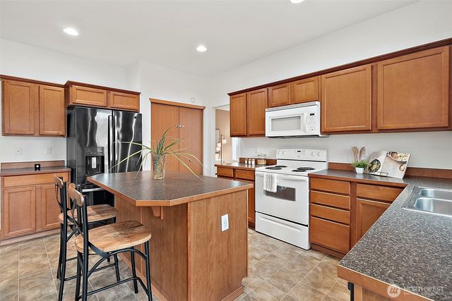 1208 Sigafoos Avenue NW, Orting, WA 98360