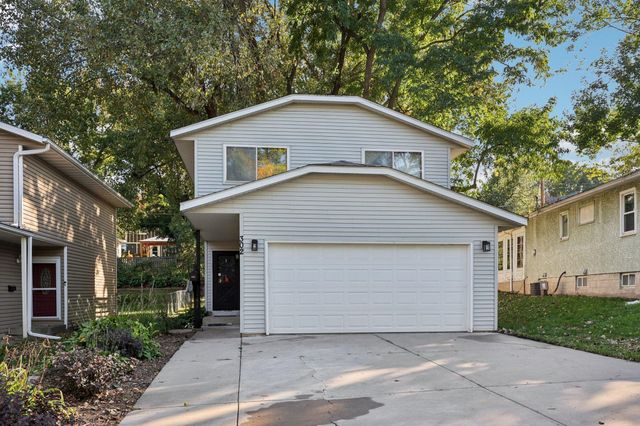 302 Sidney Street E, Saint Paul, MN 55107