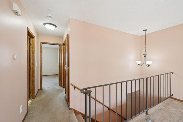 302 Sidney Street E, Saint Paul, MN 55107