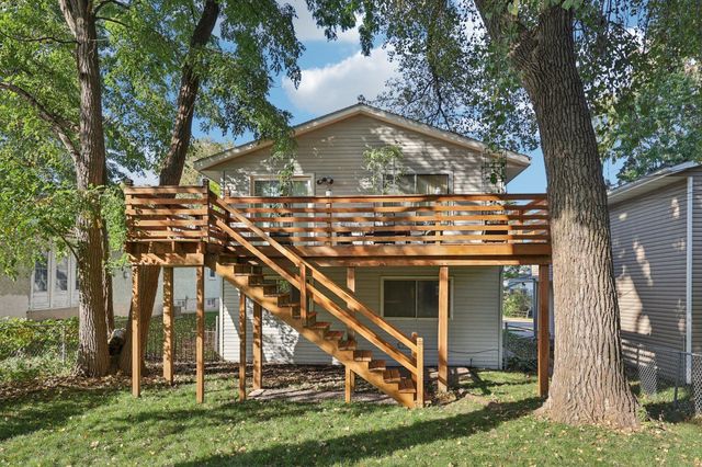 302 Sidney Street E, Saint Paul, MN 55107