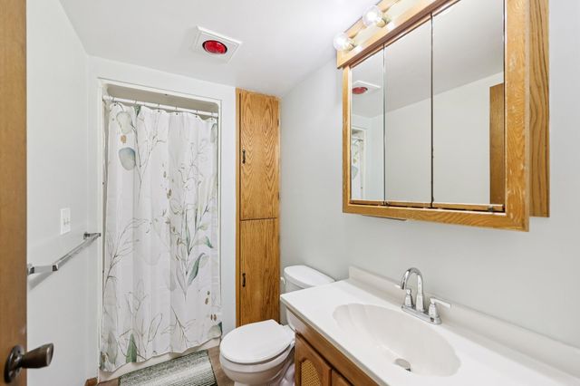 302 Sidney Street E, Saint Paul, MN 55107