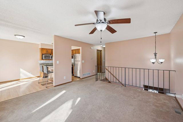 302 Sidney Street E, Saint Paul, MN 55107