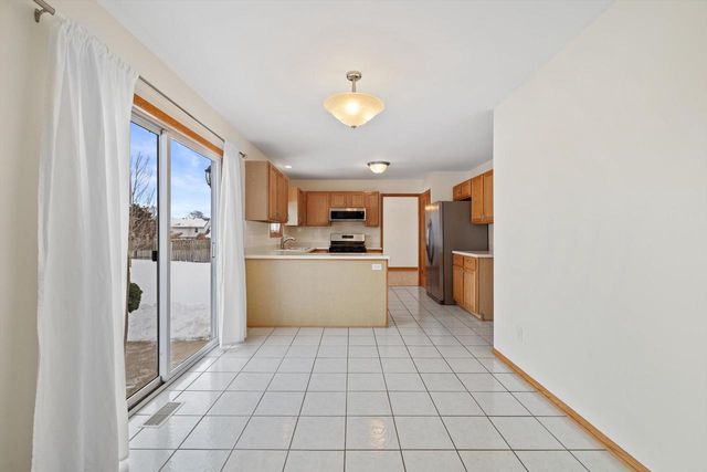 3310 108th PLACE, Pleasant Prairie, WI 53158