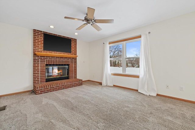 3310 108th PLACE, Pleasant Prairie, WI 53158