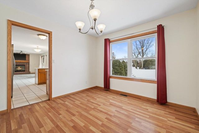 3310 108th PLACE, Pleasant Prairie, WI 53158