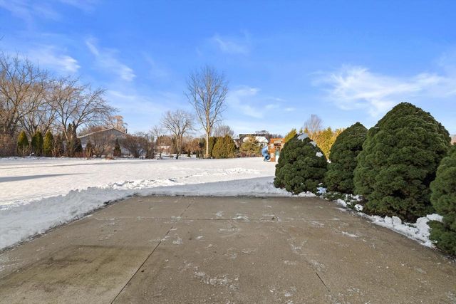 3310 108th PLACE, Pleasant Prairie, WI 53158