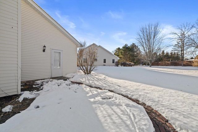 3310 108th PLACE, Pleasant Prairie, WI 53158