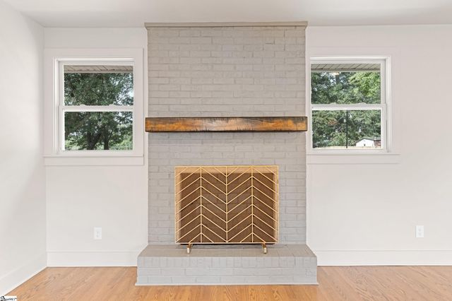 28 Kendal Green Drive, Greenville, SC 29607