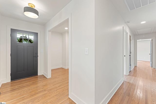 28 Kendal Green Drive, Greenville, SC 29607