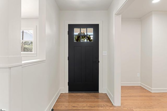 28 Kendal Green Drive, Greenville, SC 29607