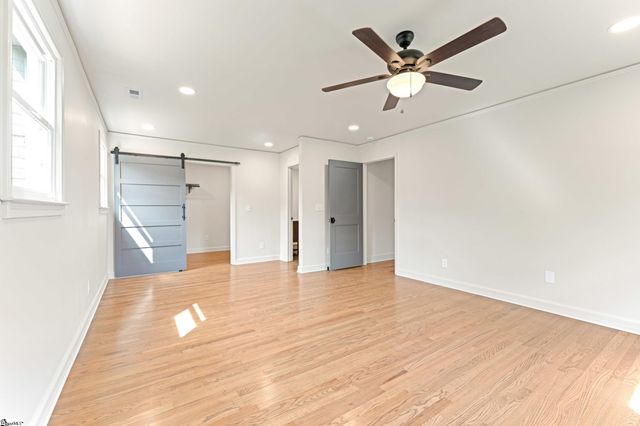 28 Kendal Green Drive, Greenville, SC 29607
