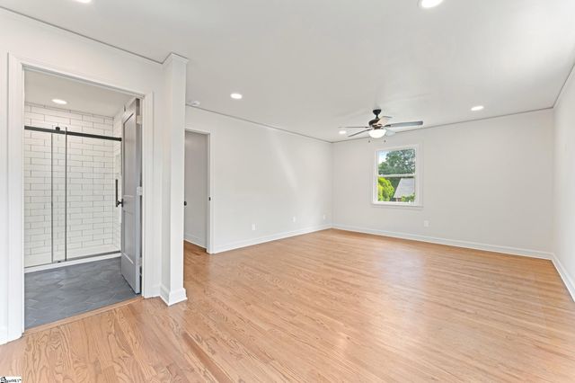 28 Kendal Green Drive, Greenville, SC 29607