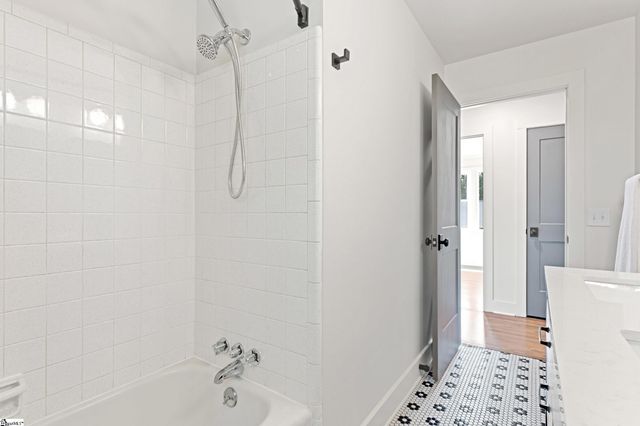 28 Kendal Green Drive, Greenville, SC 29607