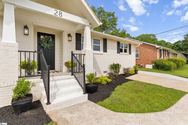 28 Kendal Green Drive, Greenville, SC 29607