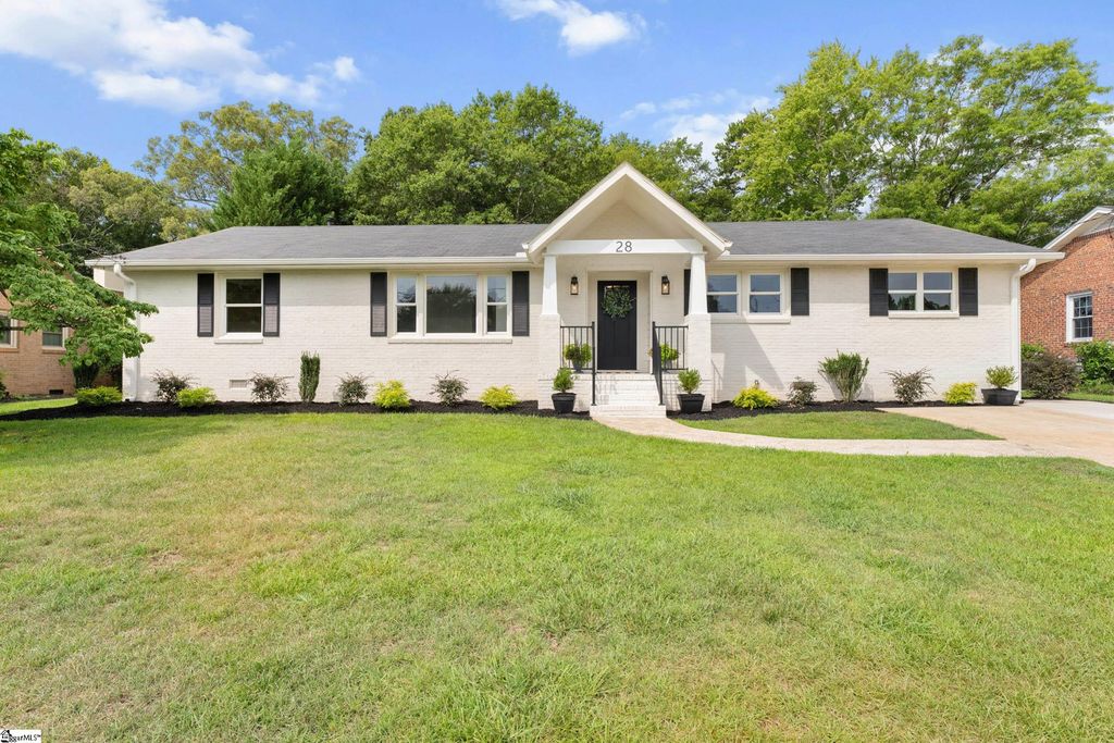 28 Kendal Green Drive, Greenville, SC 29607