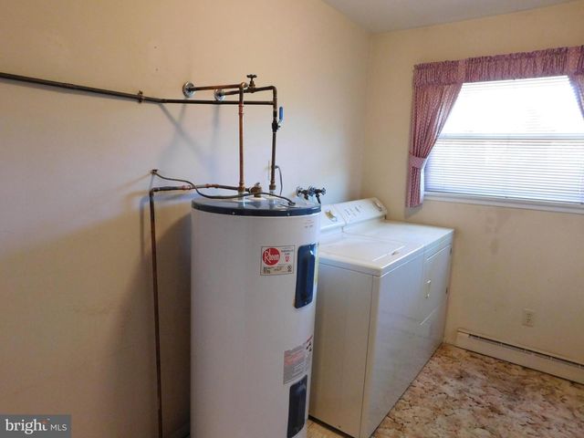 114 CUMBERLAND AVE, Tamaqua, PA 18252