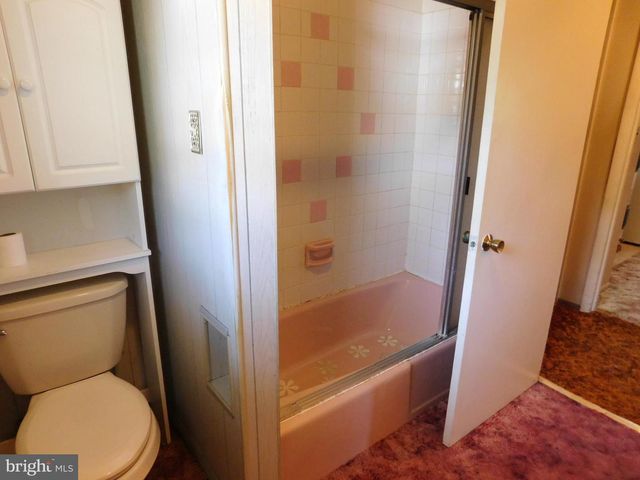 114 CUMBERLAND AVE, Tamaqua, PA 18252