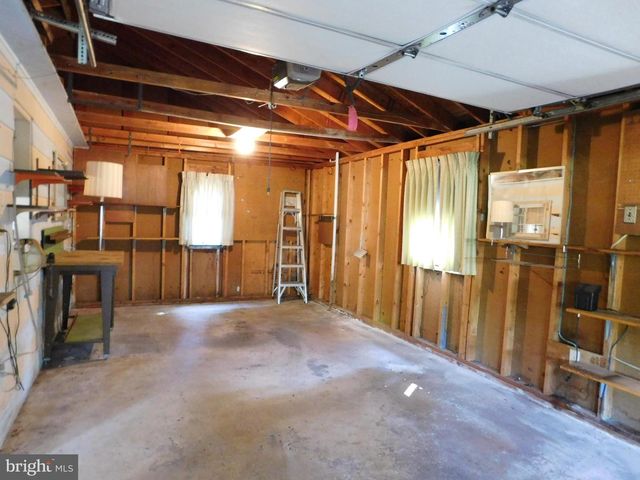 114 CUMBERLAND AVE, Tamaqua, PA 18252