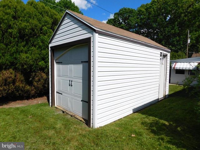 114 CUMBERLAND AVE, Tamaqua, PA 18252