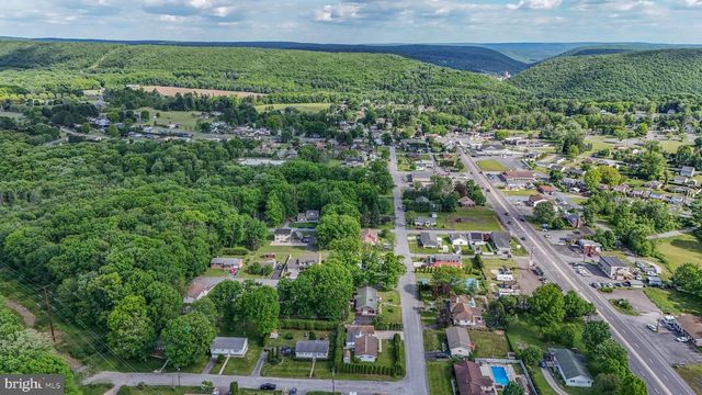 114 CUMBERLAND AVE, Tamaqua, PA 18252