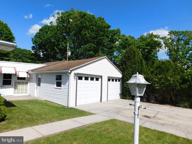 114 CUMBERLAND AVE, Tamaqua, PA 18252