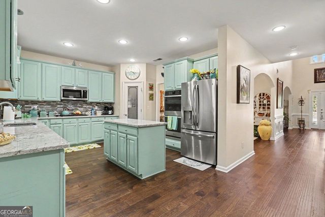 3013 Gold Creek Drive, Villa Rica, GA 30180