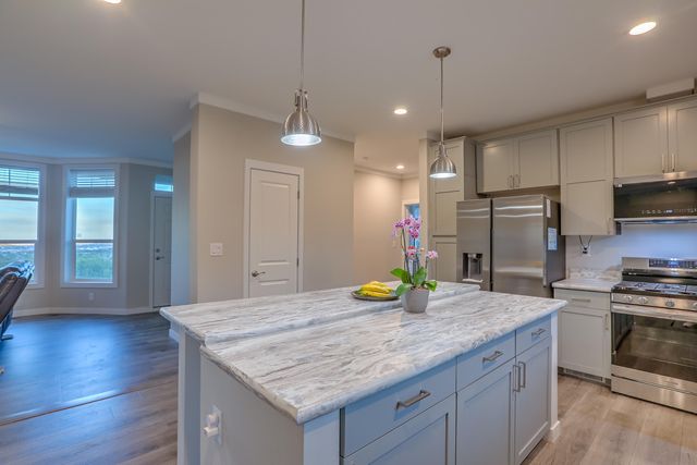 19 Edge Of Woods Road, Tijeras, NM 87059