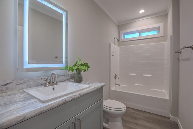 19 Edge Of Woods Road, Tijeras, NM 87059