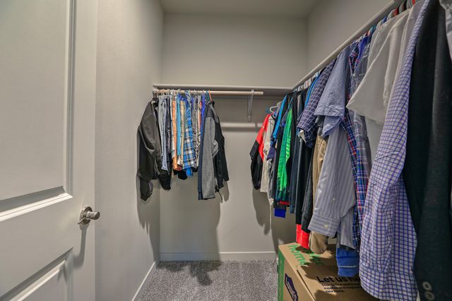 19 Edge Of Woods Road, Tijeras, NM 87059