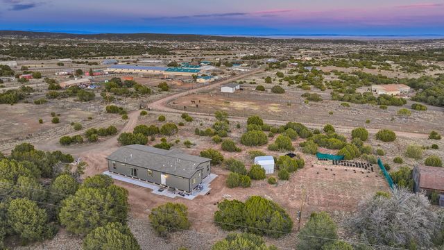 19 Edge Of Woods Road, Tijeras, NM 87059