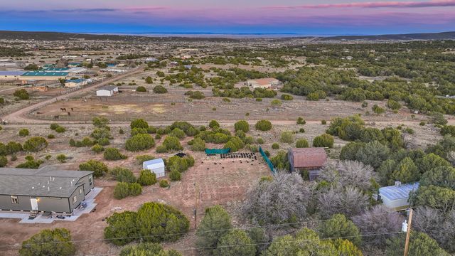 19 Edge Of Woods Road, Tijeras, NM 87059