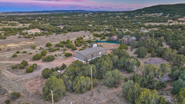 19 Edge Of Woods Road, Tijeras, NM 87059