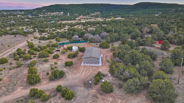 19 Edge Of Woods Road, Tijeras, NM 87059