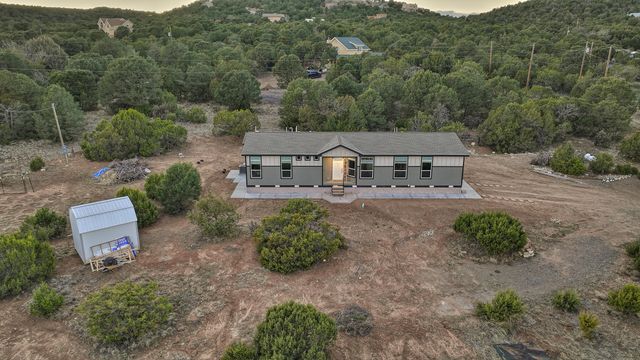 19 Edge Of Woods Road, Tijeras, NM 87059