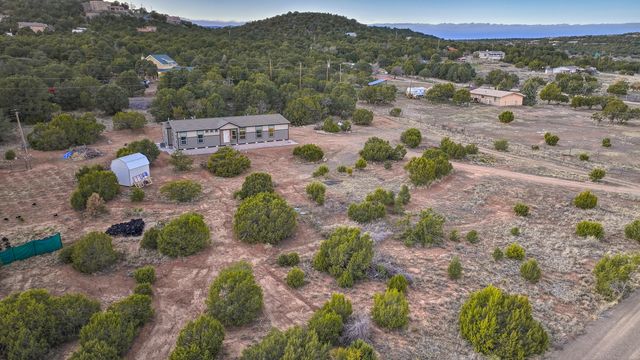 19 Edge Of Woods Road, Tijeras, NM 87059