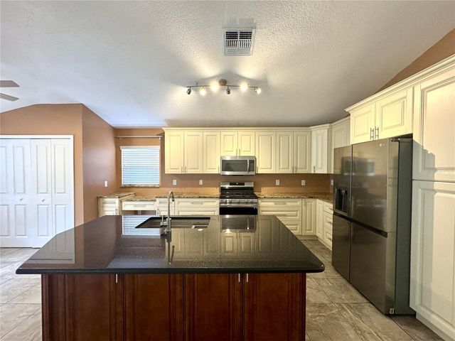 30630 NICKERSON LOOP, Wesley Chapel, FL 33543