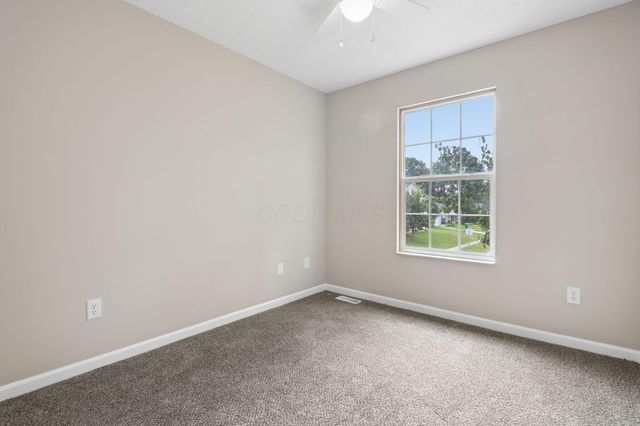 235 Haystack Avenue, Pataskala, OH 43062