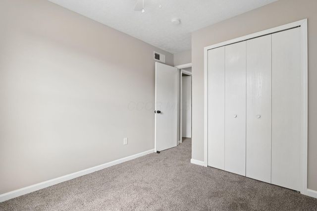235 Haystack Avenue, Pataskala, OH 43062
