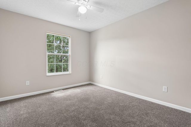 235 Haystack Avenue, Pataskala, OH 43062