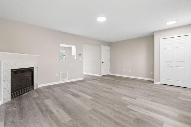235 Haystack Avenue, Pataskala, OH 43062