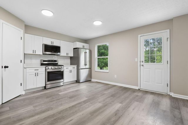 235 Haystack Avenue, Pataskala, OH 43062
